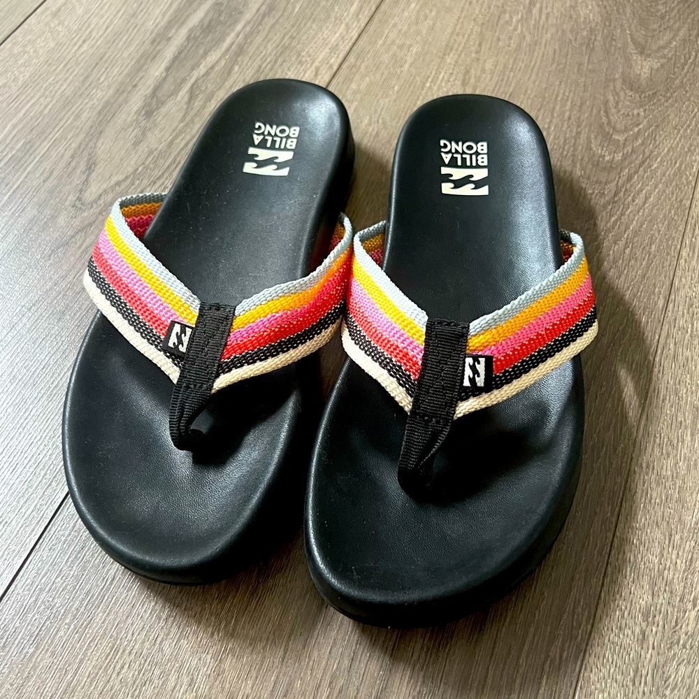 Billabong women flip flops size 7